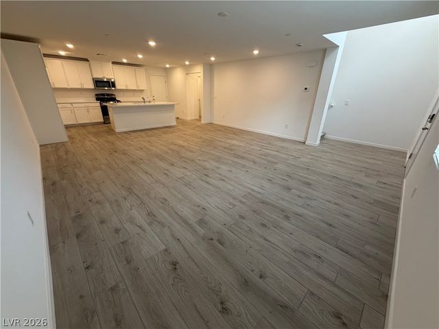 9652 Axel Falls Avenue, Las Vegas, NV 89143
