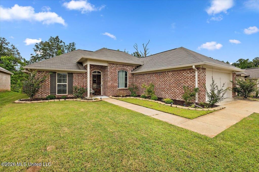 937 Filmore Drive, Brandon, MS 39042