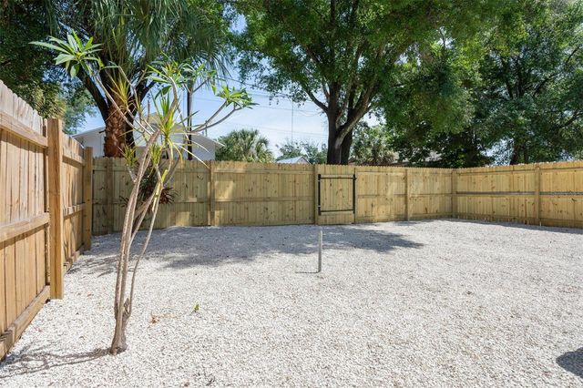 2226 E 10TH AVENUE, Tampa, FL 33605