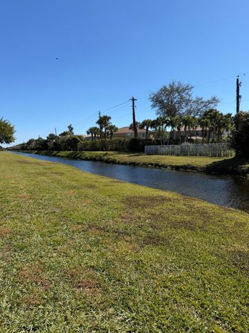 8786 Belle Aire Drive, Boca Raton, FL 33433