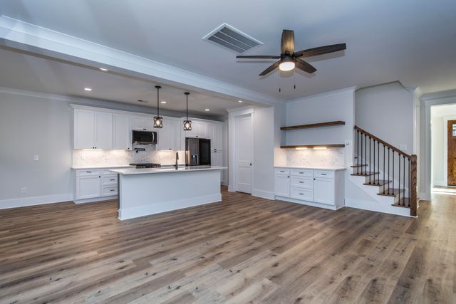 530 Misty Banks Drive, Chapin, SC 29036