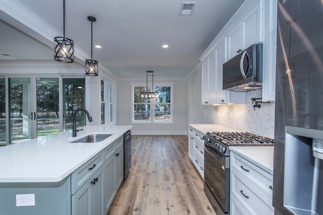 530 Misty Banks Drive, Chapin, SC 29036