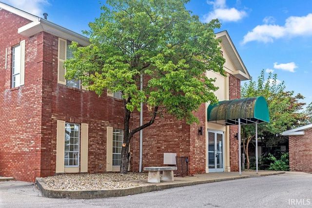 515 S Woodscrest Drive Building A, Bloomington, IN 47401