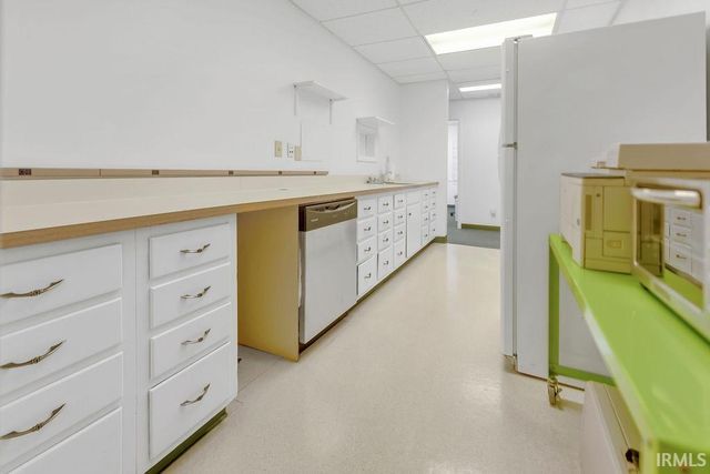 515 S Woodscrest Drive Building A, Bloomington, IN 47401