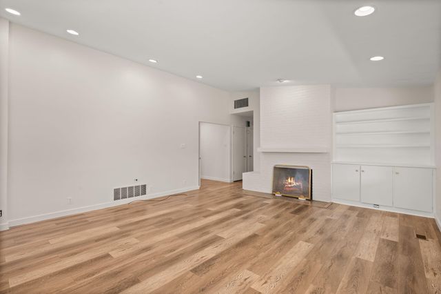 5111 Sunningdale Ave NE, Albuquerque, NM 87110