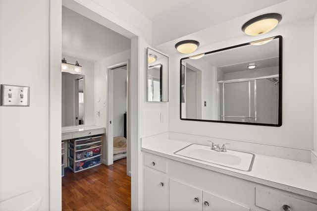 5111 Sunningdale Ave NE, Albuquerque, NM 87110