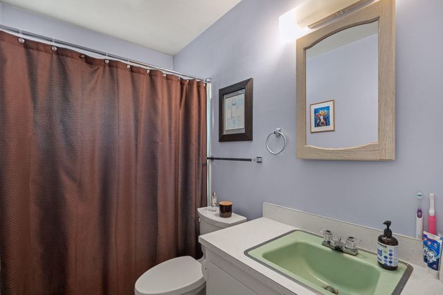 5111 Sunningdale Ave NE, Albuquerque, NM 87110