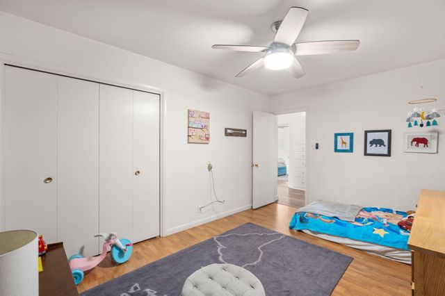 5111 Sunningdale Ave NE, Albuquerque, NM 87110