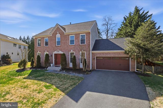 314 ORCHARD CT NW, Vienna, VA 22180