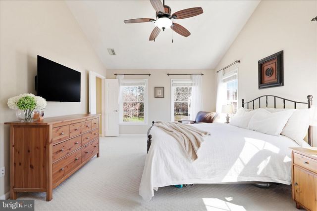 314 ORCHARD CT NW, Vienna, VA 22180