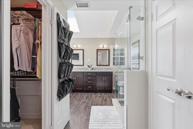 314 ORCHARD CT NW, Vienna, VA 22180