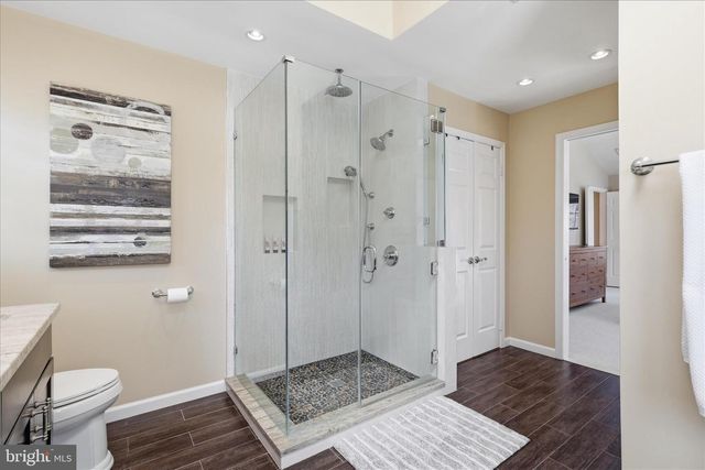 314 ORCHARD CT NW, Vienna, VA 22180