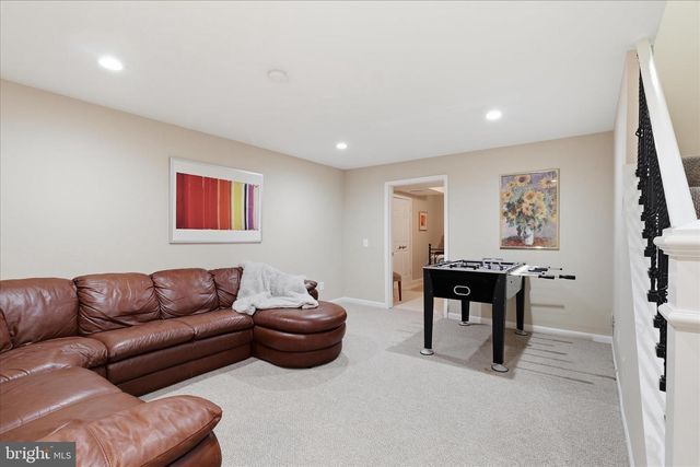 314 ORCHARD CT NW, Vienna, VA 22180