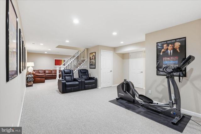 314 ORCHARD CT NW, Vienna, VA 22180