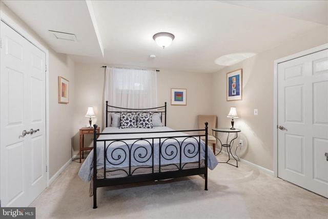 314 ORCHARD CT NW, Vienna, VA 22180