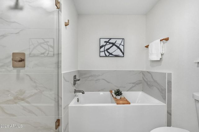 632 W MESQUITE Street, Gilbert, AZ 85233