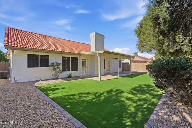 632 W MESQUITE Street, Gilbert, AZ 85233