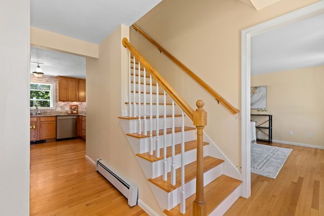 49 Larson Ave, Leominster, MA 01453