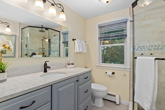 49 Larson Ave, Leominster, MA 01453