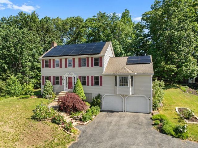 49 Larson Ave, Leominster, MA 01453