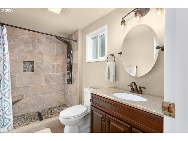 1187 RICE CREEK Rd, Winston, OR 97496