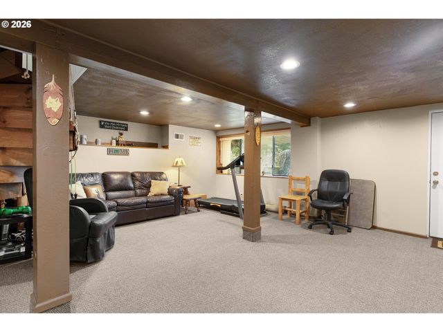 1187 RICE CREEK Rd, Winston, OR 97496