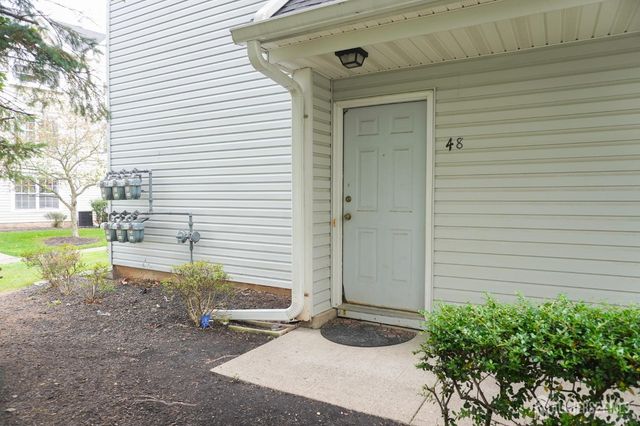 48 Prestwick Way, Edison, NJ 08820