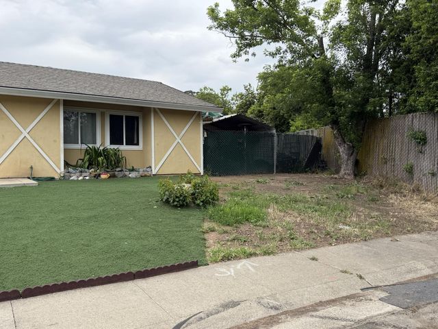 2345 Edinburgh Dr, Elverta, CA 95626