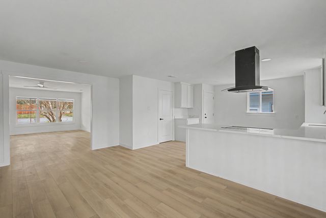 1411 W Gandy Street, Denison, TX 75020