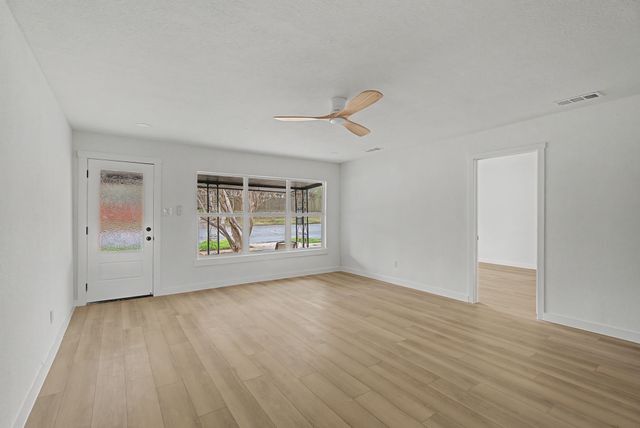 1411 W Gandy Street, Denison, TX 75020