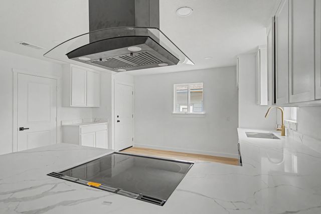 1411 W Gandy Street, Denison, TX 75020