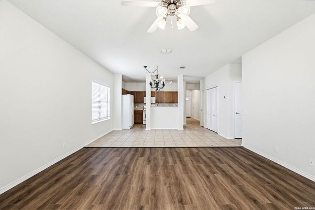 6038 Pecan Tree, San Antonio, TX 78240