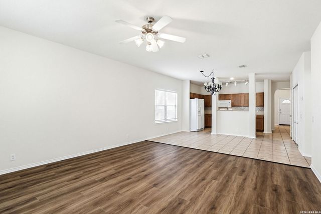 6038 Pecan Tree, San Antonio, TX 78240