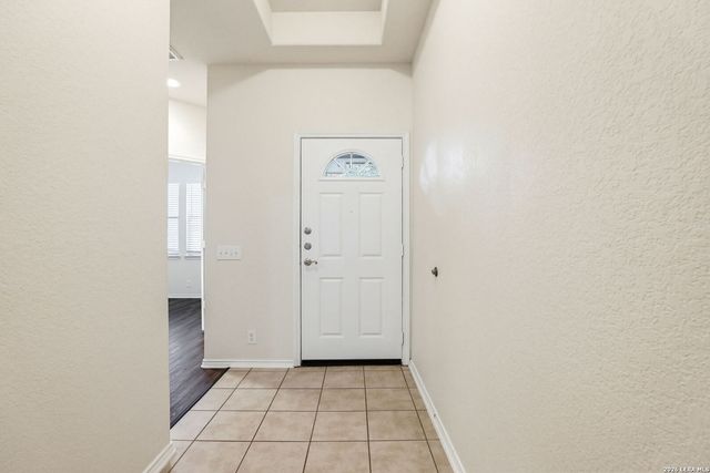 6038 Pecan Tree, San Antonio, TX 78240