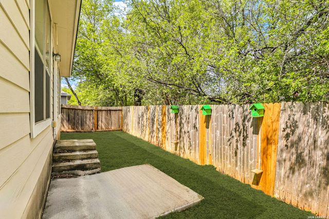 6038 Pecan Tree, San Antonio, TX 78240
