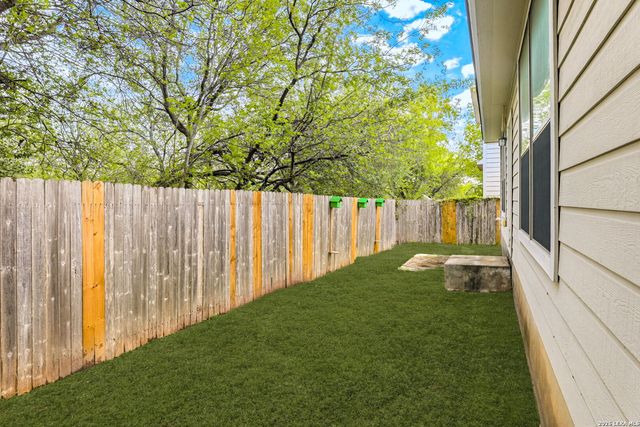 6038 Pecan Tree, San Antonio, TX 78240