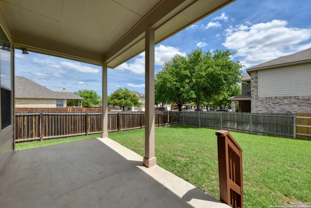 8811 Redwood, Helotes, TX 78023