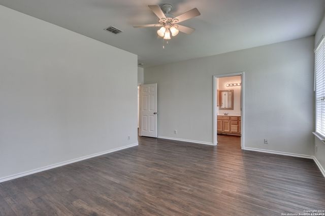 8811 Redwood, Helotes, TX 78023