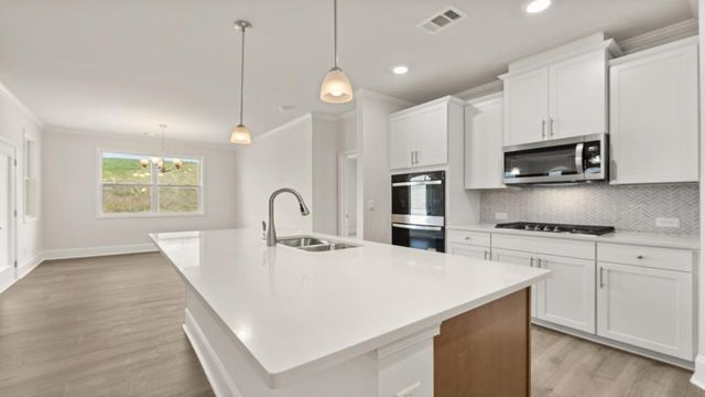 38 Lakeview Point, Dallas, GA 30157