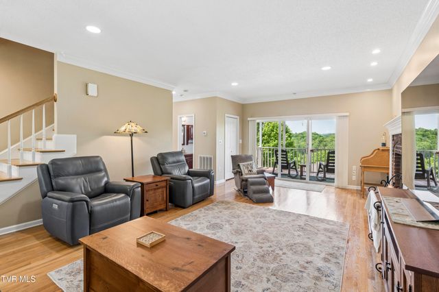 208 Briarfield Drive, Kingsport, TN 37660