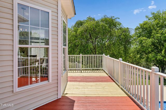 208 Briarfield Drive, Kingsport, TN 37660