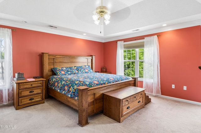 208 Briarfield Drive, Kingsport, TN 37660