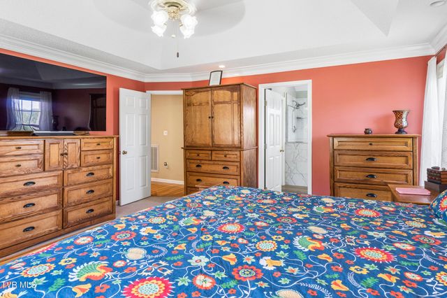 208 Briarfield Drive, Kingsport, TN 37660