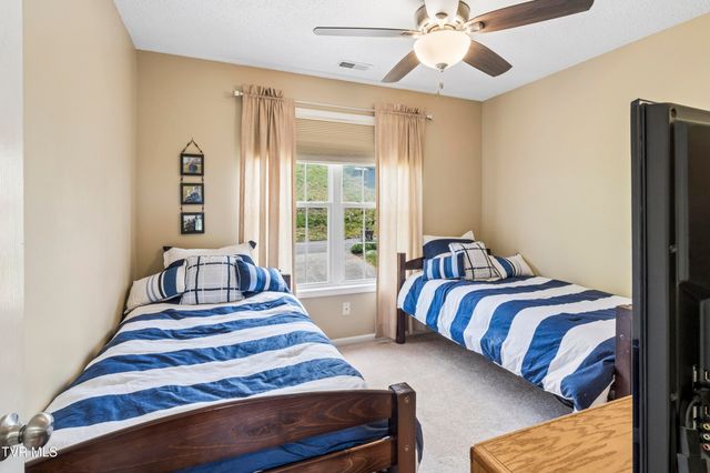 208 Briarfield Drive, Kingsport, TN 37660