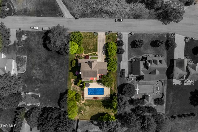 208 Briarfield Drive, Kingsport, TN 37660