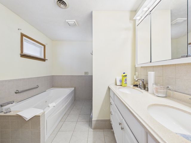 117 Honeysuckle Lane, Huntington, WV 25701