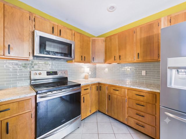 117 Honeysuckle Lane, Huntington, WV 25701