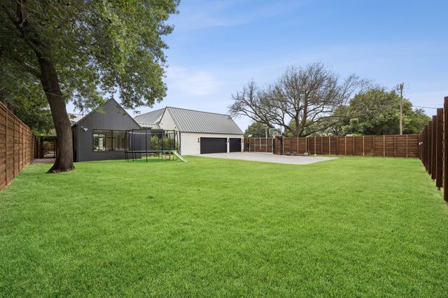 4186 Brookport Drive, Dallas, TX 75229