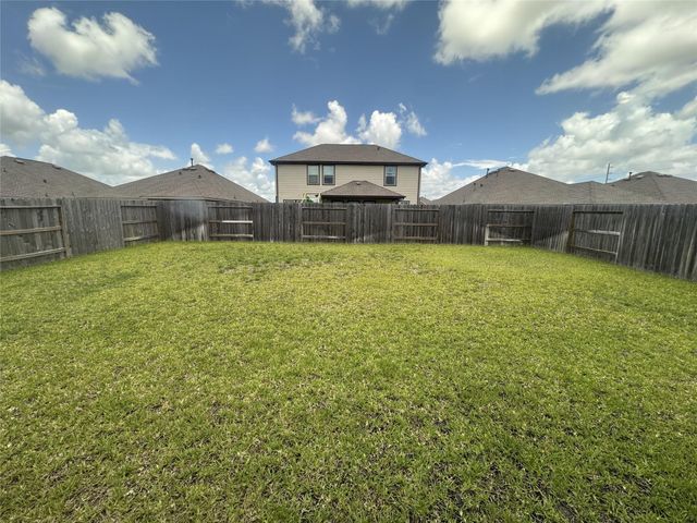 5318 5318 Still Meadow Lane, Richmond, TX 77469