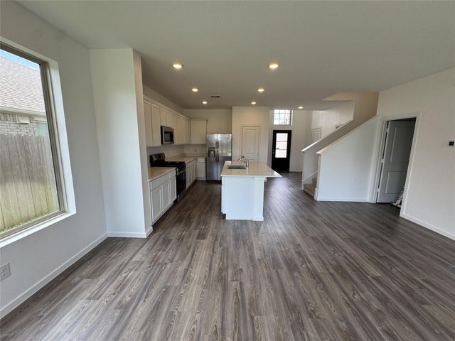 5318 5318 Still Meadow Lane, Richmond, TX 77469